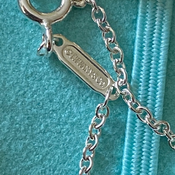 NEW Tiffany & Co. Etched RTT Heart Pendant Necklace 28-30” mixed chain 925 - Picture 7 of 10